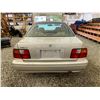 Image 18 : PARKSVILLE - 1998 TOYOTA CAMRY SILVER 140802 KMS - B143894