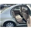 Image 36 : PARKSVILLE - 1998 TOYOTA CAMRY SILVER 140802 KMS - B143894