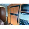 Image 29 : Parksville - 2011 R vision Super sport White "NO RESERVE" - P350300