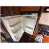 Image 30 : Parksville - 2011 R vision Super sport White "NO RESERVE" - P350300