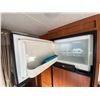 Image 31 : Parksville - 2011 R vision Super sport White "NO RESERVE" - P350300