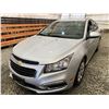 Image 3 : PARKSVILLE - 2015 CHEVROLET CRUZE SILVER 175796 KMS - B145658