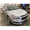 Image 9 : PARKSVILLE - 2015 CHEVROLET CRUZE SILVER 175796 KMS - B145658