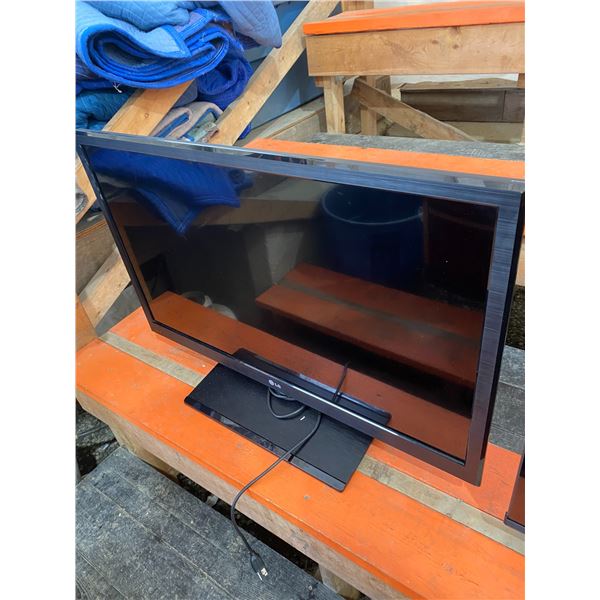 716 -- LG TV