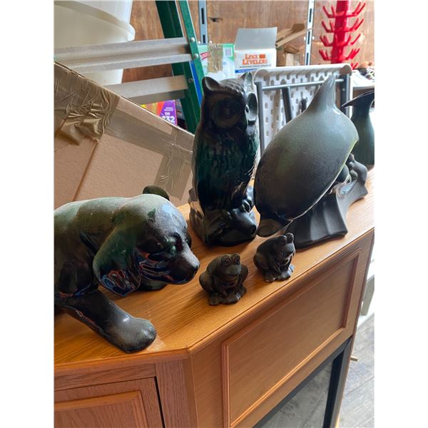 734 -- BLUE MOUNTAIN POTTERY LOT