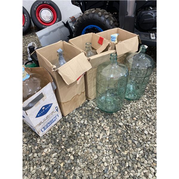 735 -- MIXED GLASS CARBOYS