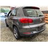Image 20 : PARKSVILLE - 2013 VOLKSWAGEN TIGUAN SILVER  144820 KMS - D556586