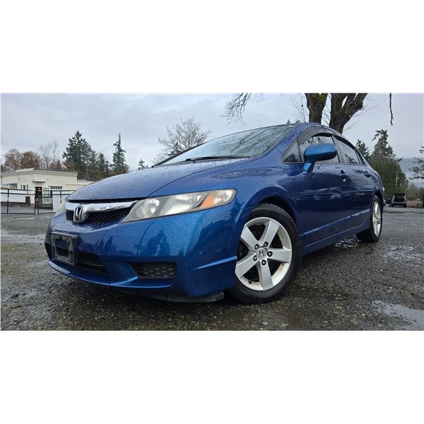 DUNCAN - 2011 HONDA CIVIC BLUE  197485 KMS - J000081