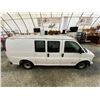 Image 13 : PARKSVILLE - 2001 GMC SAVANA WHITE 195231 KMS - D119031