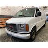 Image 2 : PARKSVILLE - 2001 GMC SAVANA WHITE 195231 KMS - D119031