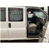 Image 36 : PARKSVILLE - 2001 GMC SAVANA WHITE 195231 KMS - D119031
