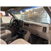 Image 38 : PARKSVILLE - 2001 GMC SAVANA WHITE 195231 KMS - D119031