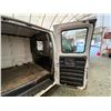 Image 42 : PARKSVILLE - 2001 GMC SAVANA WHITE 195231 KMS - D119031