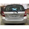 Image 17 : PARKSVILLE - 2007 HONDA FIT SILVER 327675 KMS - B804994