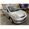 Image 9 : PARKSVILLE - 2007 HONDA FIT SILVER 327675 KMS - B804994