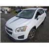 Image 2 : DUNCAN - 2014 CHEVROLET TRAX WHITE  155668 KMS - J158943