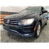 Image 2 : PARKSVILLE - 2018 VOLKSWAGEN TIGUAN BLACK 156014 KMS - D026307