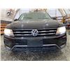 Image 5 : PARKSVILLE - 2018 VOLKSWAGEN TIGUAN BLACK 156014 KMS - D026307