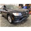 Image 8 : PARKSVILLE - 2018 VOLKSWAGEN TIGUAN BLACK 156014 KMS - D026307