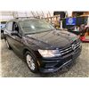 Image 9 : PARKSVILLE - 2018 VOLKSWAGEN TIGUAN BLACK 156014 KMS - D026307