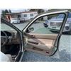 Image 33 : PARKSVILLE - 1998 TOYOTA CAMRY SILVER 140802 KMS - B143894