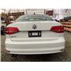 Image 17 : PARKSVILLE - 2015 VOLKSWAGEN JETTA WHITE 214840 KMS - J270040