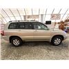 Image 11 : PARKSVILLE - 2003 TOYOTA HIGHLANDER BROWN 379733 KMS - B126596
