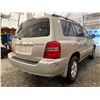 Image 14 : PARKSVILLE - 2003 TOYOTA HIGHLANDER BROWN 379733 KMS - B126596