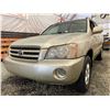 Image 2 : PARKSVILLE - 2003 TOYOTA HIGHLANDER BROWN 379733 KMS - B126596