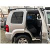 Image 40 : PARKSVILLE - 2002 JEEP LIBERTY SILVER 233807 KMS - D195112