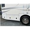 Image 16 : PARKSVILLE - 2001 FREIGHTLINER FLEETWOOD WHITE - DH38541