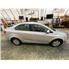 Image 12 : PARKSVILLE - 2015 CHEVROLET SONIC SILVER 214789 KMS - B169608