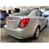 Image 14 : PARKSVILLE - 2015 CHEVROLET SONIC SILVER 214789 KMS - B169608