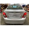 Image 18 : PARKSVILLE - 2015 CHEVROLET SONIC SILVER 214789 KMS - B169608