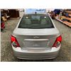 Image 19 : PARKSVILLE - 2015 CHEVROLET SONIC SILVER 214789 KMS - B169608