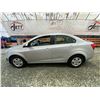 Image 23 : PARKSVILLE - 2015 CHEVROLET SONIC SILVER 214789 KMS - B169608