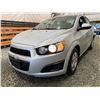 Image 2 : PARKSVILLE - 2015 CHEVROLET SONIC SILVER 214789 KMS - B169608