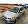 Image 4 : PARKSVILLE - 2015 CHEVROLET SONIC SILVER 214789 KMS - B169608