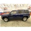 Image 23 : PARKSVILLE - 2012 JEEP PATRIOT BLUE 204143 KMS - B667298