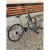 Image 1 : 800 -- NORCO MONTEREY BIKE AND STAND