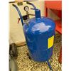 Image 2 : 802 -- SANDBLASTING CABINET