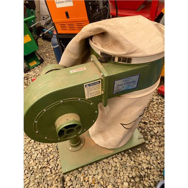 805 -- DUST COLLECTOR