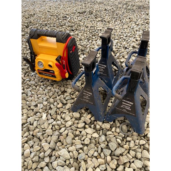 813 -- BATTERY JUMPER & AXLE STANDS