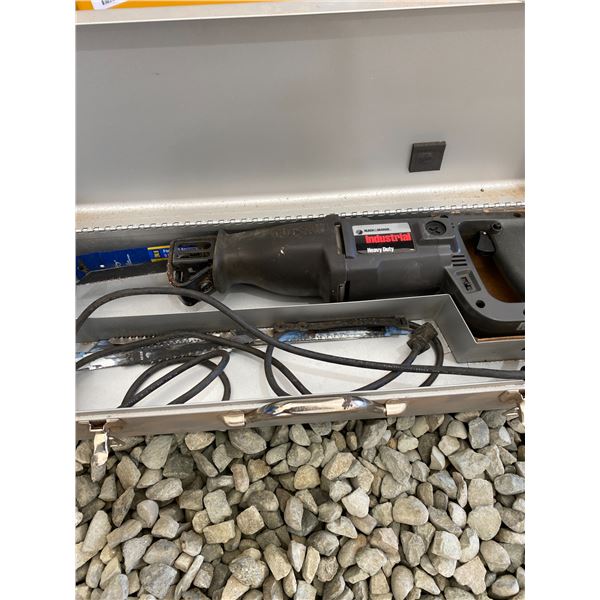 816 -- CUT SAW