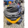 Image 2 : 829 -- SHOP VAC ULTRA