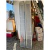 Image 1 : 839 -- LOADING RAMPS