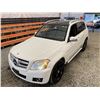 Image 4 : PARKSVILLE - 2010 MERCEDES-BENZ GLK-CLASS WHITE 247295 KMS - D499771