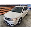 Image 4 : PARKSVILLE - 2013 DODGE JOURNEY WHITE 167261 KMS - P696020