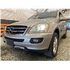 Image 2 : PARKSVILLE - 2007 MERCEDES-BENZ M-CLASS SILVER 230393 KMS - B257027