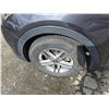 Image 19 : DUNCAN - 2017 HYUNDAI SANTA FE GREY 170637 KMS - J422087